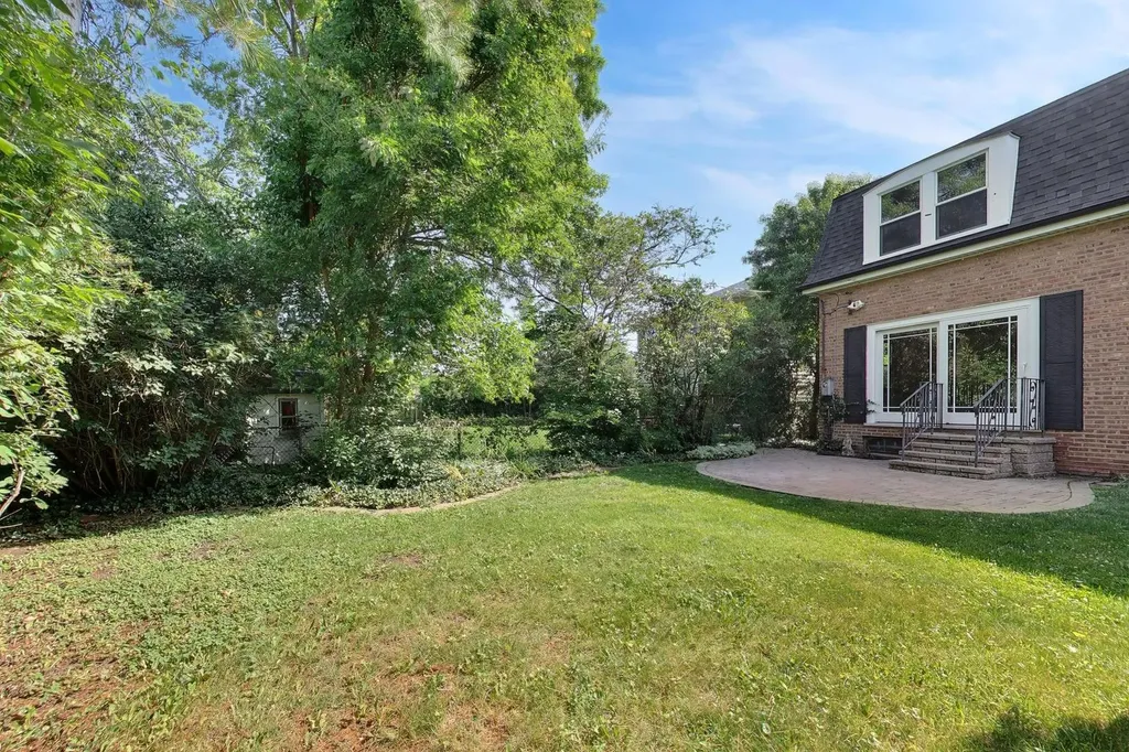 1216 South Lincoln Avenue Park Ridge IL 60068