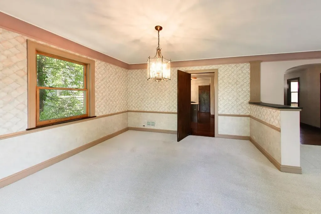 1216 South Lincoln Avenue Park Ridge IL 60068