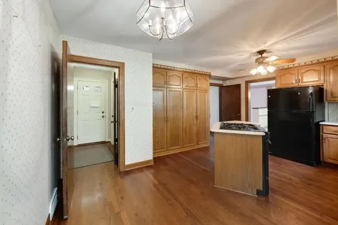 1216 South Lincoln Avenue Park Ridge IL 60068