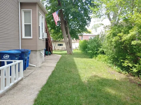 1422 Oakwood Avenue Des Plaines IL 60016