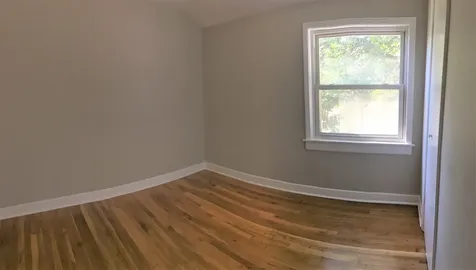9548 South Euclid Avenue Chicago IL 60617