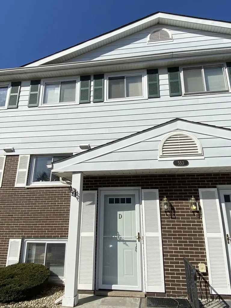 553 West Park Avenue Libertyville IL 60048
