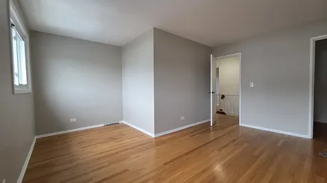 553 West Park Avenue Libertyville IL 60048