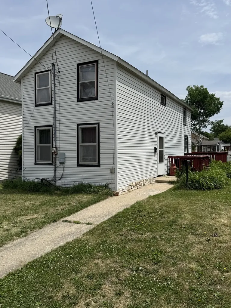 404 South Congress Avenue Polo IL 61064