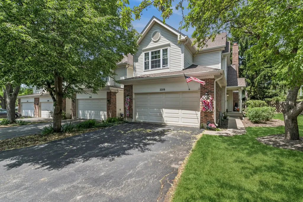 2216 Seaver Lane Hoffman Estates IL 60169