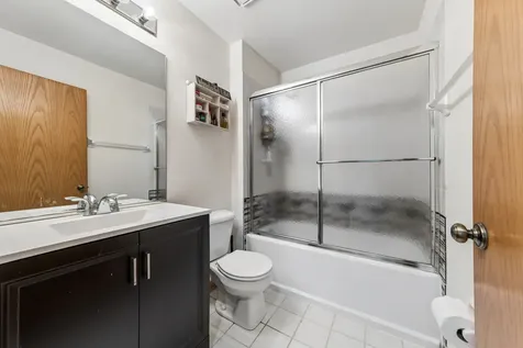 2216 Seaver Lane Hoffman Estates IL 60169