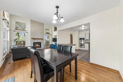 2216 Seaver Lane Hoffman Estates IL 60169