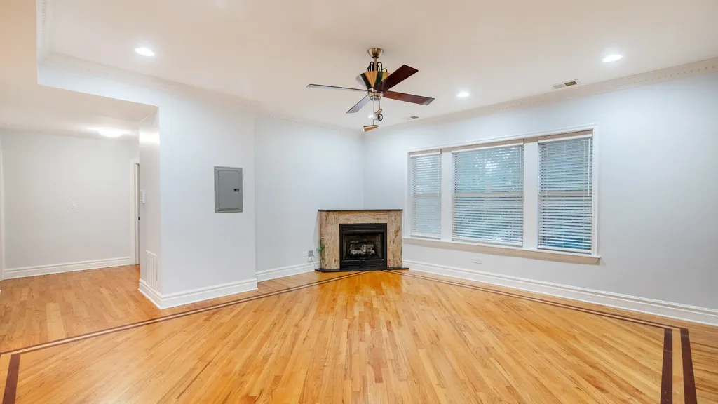 4847 South Vincennes Avenue Chicago IL 60615