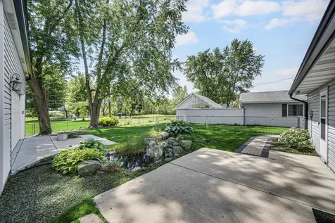 128 Saugatuck Road Montgomery IL 60538