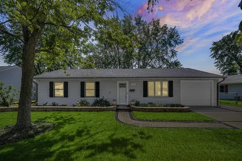 128 Saugatuck Road Montgomery IL 60538