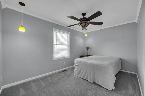 128 Saugatuck Road Montgomery IL 60538