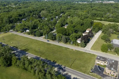 Lot 16 Ravine Lane Carpentersville IL 60110