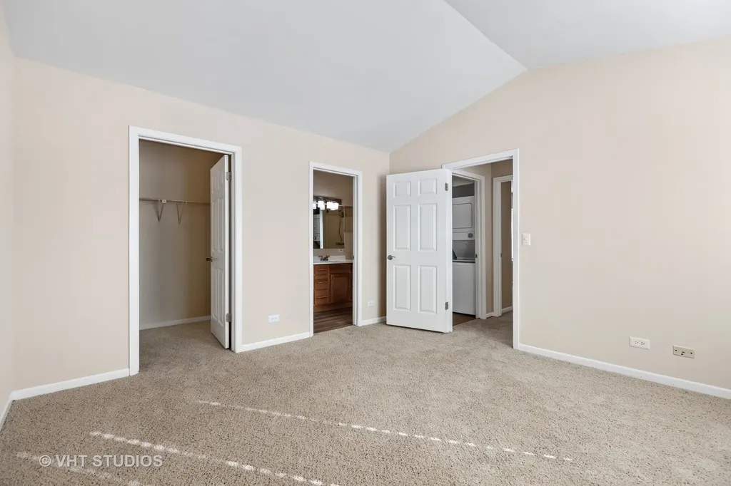 1601 Westminster Drive Naperville IL 60563