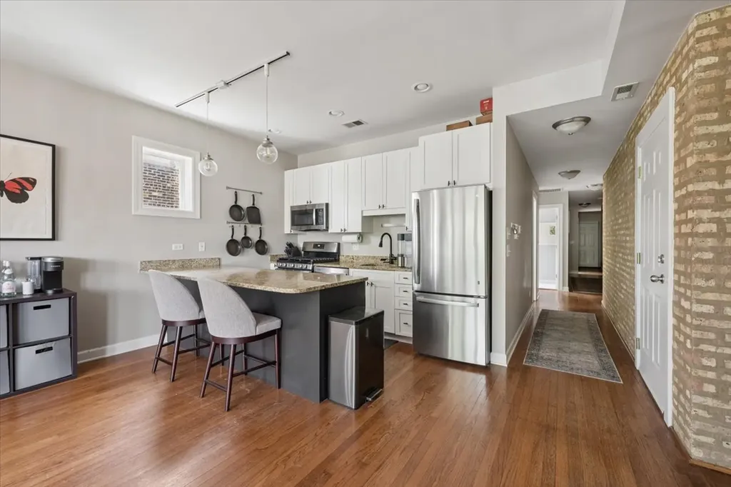 2114 North Spaulding Avenue Chicago IL 60647