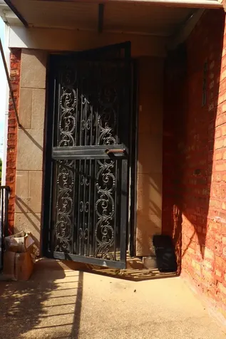 8821 South Eggleston Avenue Chicago IL 60620