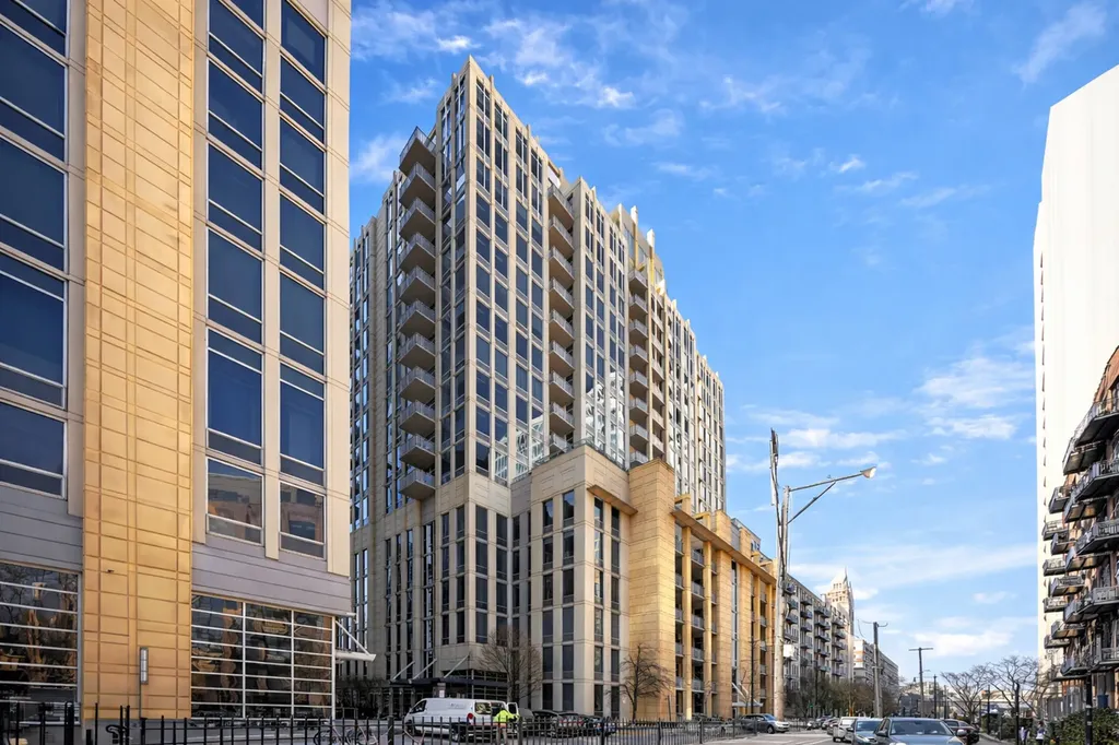 720 North Larrabee Street Chicago IL 60654