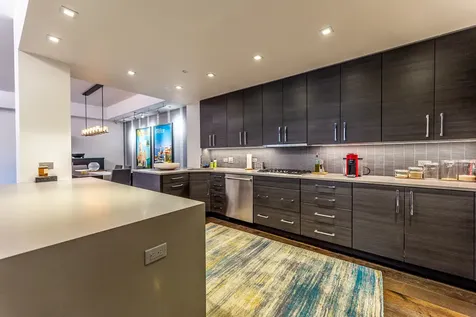 720 North Larrabee Street Chicago IL 60654