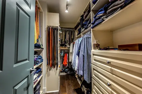 720 North Larrabee Street Chicago IL 60654