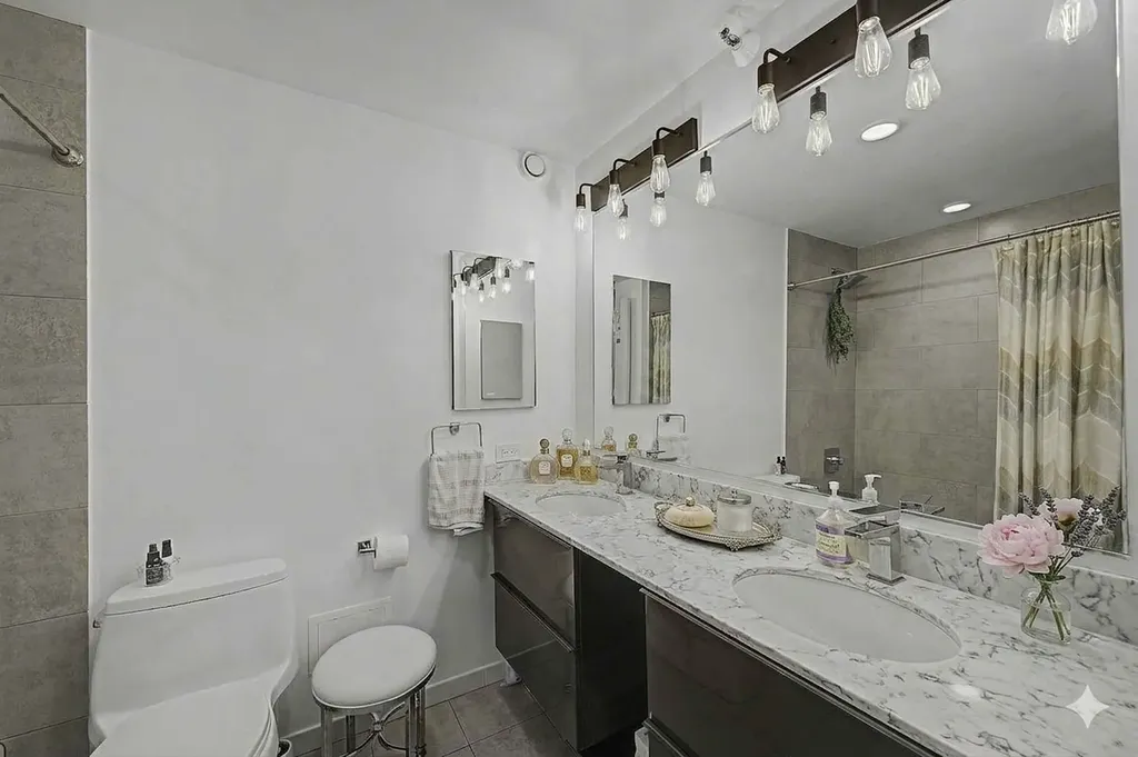 10 East Ontario Street Chicago IL 60611