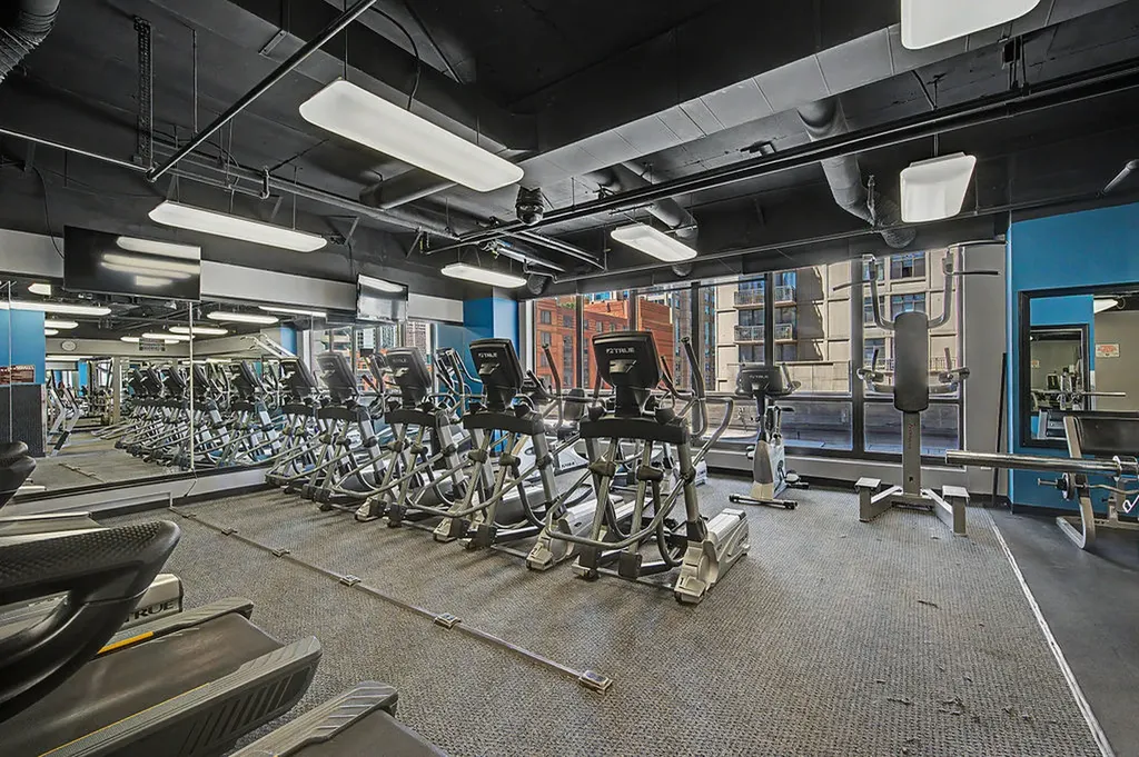 10 East Ontario Street Chicago IL 60611