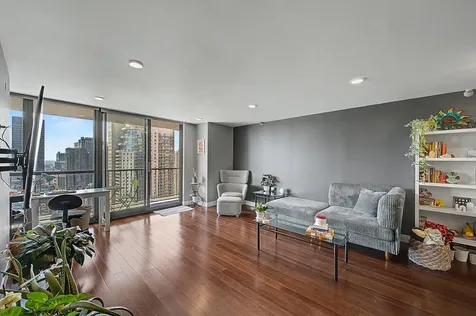10 East Ontario Street Chicago IL 60611