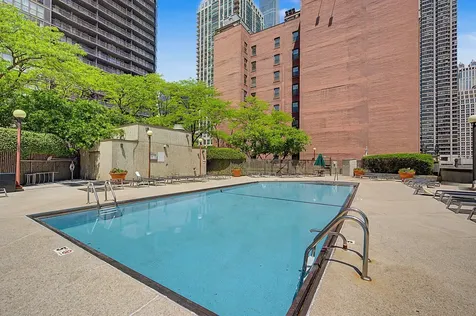 10 East Ontario Street Chicago IL 60611
