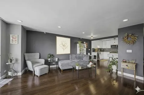 10 East Ontario Street Chicago IL 60611