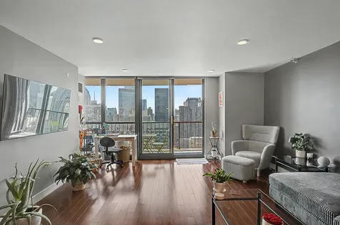 10 East Ontario Street Chicago IL 60611