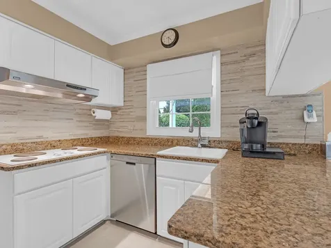 5 Knight Hill Lane Buffalo Grove IL 60089