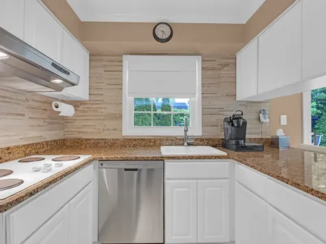 5 Knight Hill Lane Buffalo Grove IL 60089
