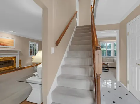 5 Knight Hill Lane Buffalo Grove IL 60089