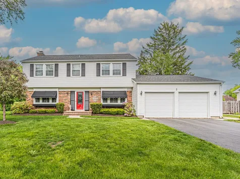 5 Knight Hill Lane Buffalo Grove IL 60089