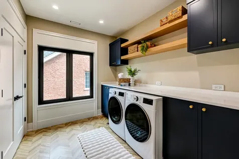 5429 Lawn Avenue Western Springs IL 60558