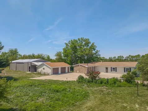 2323 Duke Drive Bloomington IL 61705