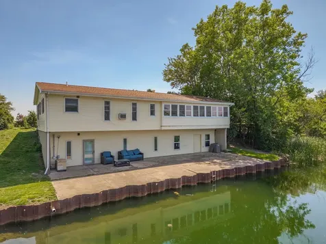 2323 Duke Drive Bloomington IL 61705