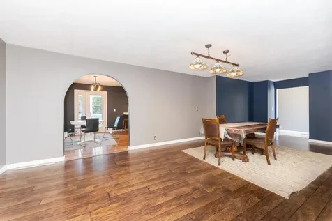2323 Duke Drive Bloomington IL 61705
