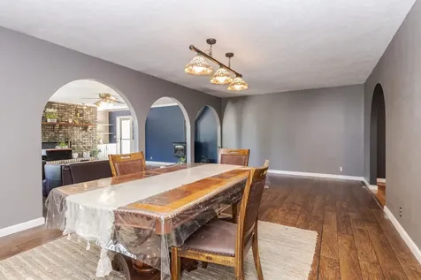 2323 Duke Drive Bloomington IL 61705