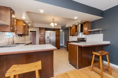 2323 Duke Drive Bloomington IL 61705