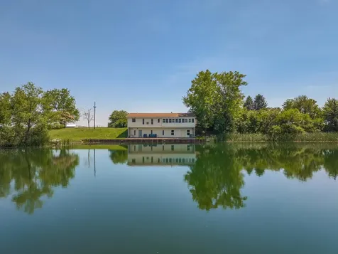 2323 Duke Drive Bloomington IL 61705