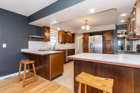 2323 Duke Drive Bloomington IL 61705