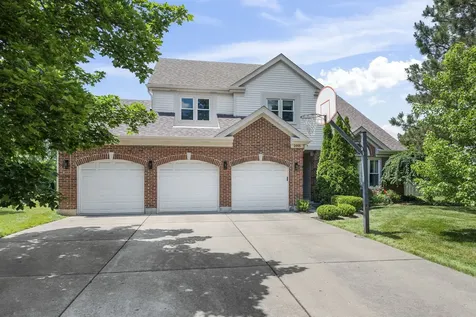 2955 Whispering Oaks Drive Buffalo Grove IL 60089