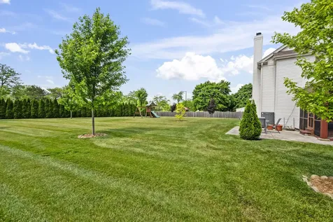 2955 Whispering Oaks Drive Buffalo Grove IL 60089