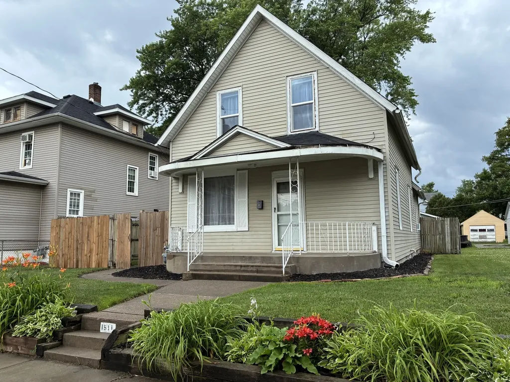 1511 18TH Street Moline IL 61201