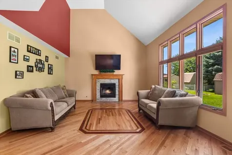 14460 South Saddle Brook Lane Homer Glen IL 60491