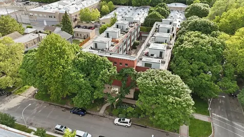 5844 North Hermitage Avenue Chicago IL 60660