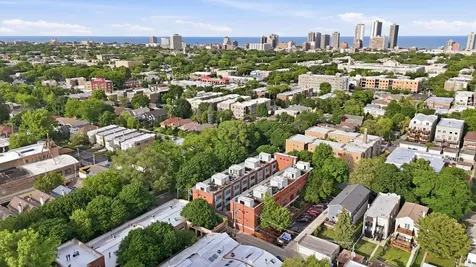 5844 North Hermitage Avenue Chicago IL 60660