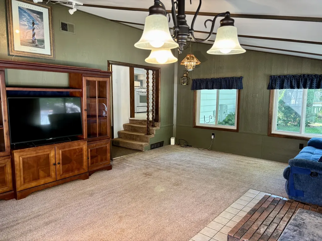 39600 Janet Court N Antioch IL 60002