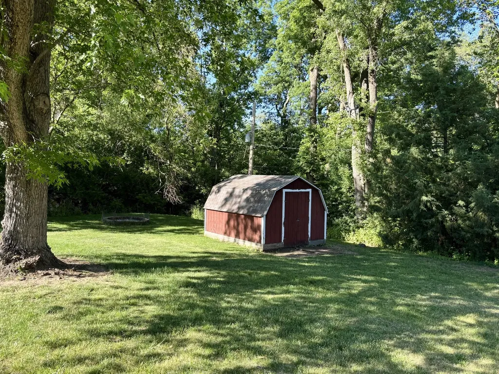 39600 Janet Court N Antioch IL 60002