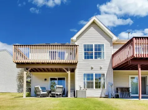 986 Viewpoint Drive Lake In The Hills IL 60156