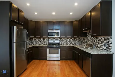 2756 North Ashland Avenue Chicago IL 60614